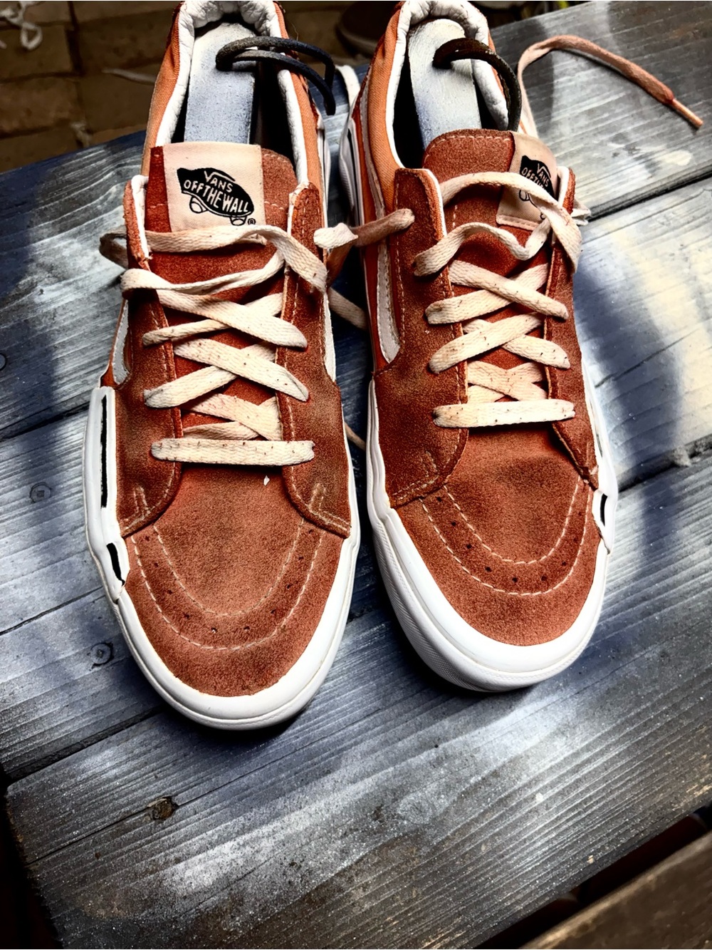 Vans Men's Brown Suede Skate Sneakers - Off The Wall size 9